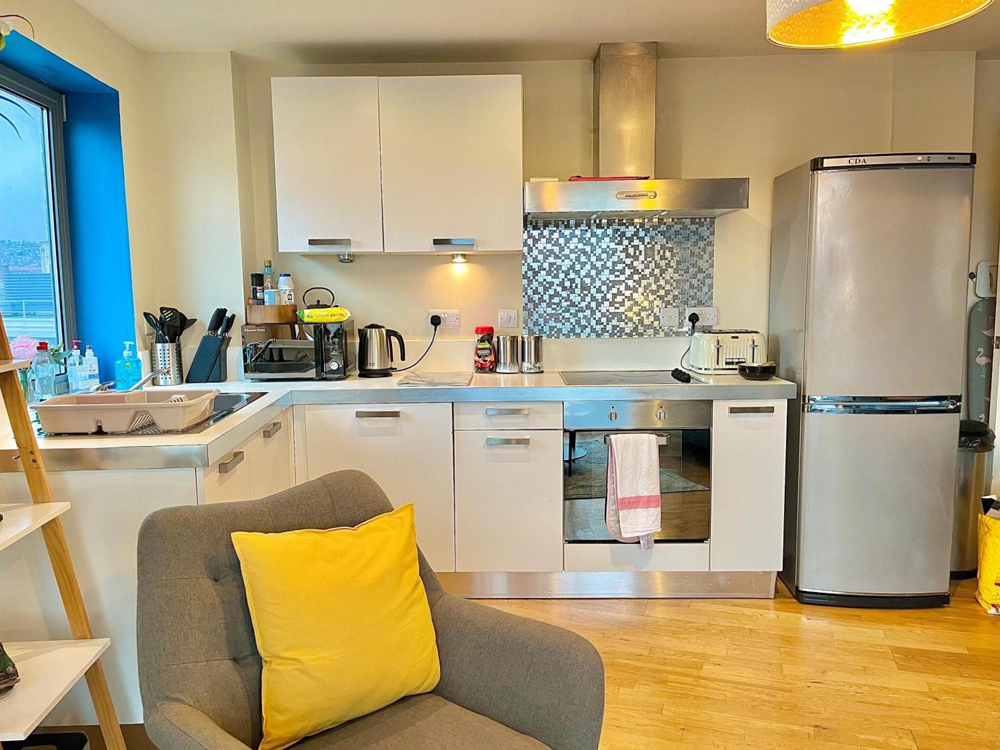 Skyview Apartment By Noknokstay - City Centre With Parking - Group, Family, Business Sheffield Exteriér fotografie
